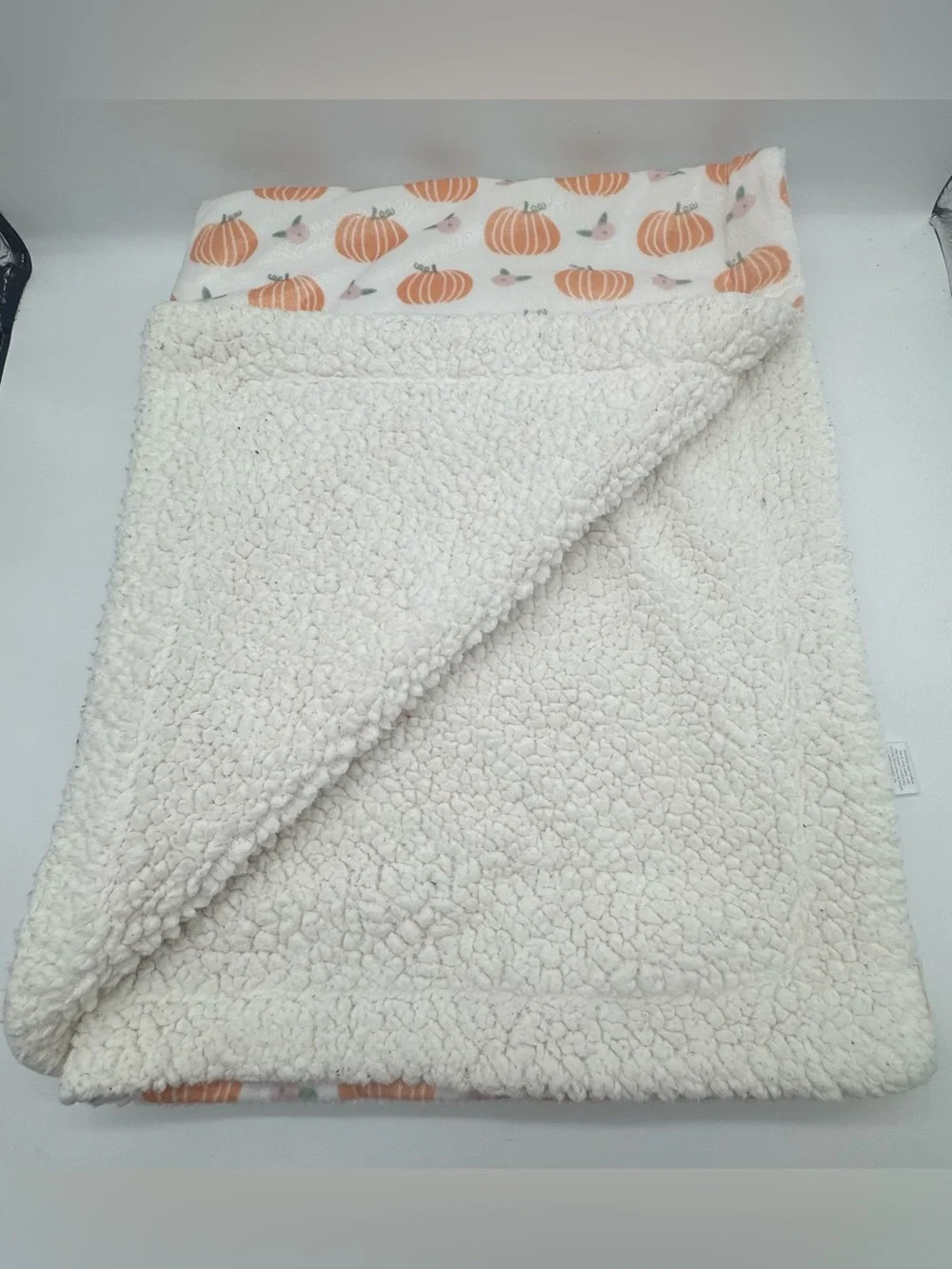 Lila & Jack New York Baby Fleece Blanket in Orange Pumpkin Print